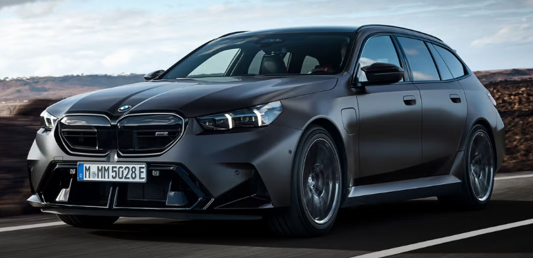 2025 BMW M5 Touring