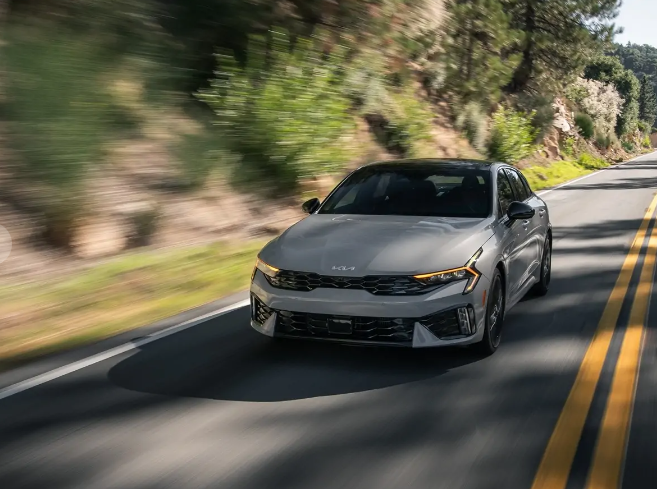 2025 Kia K5 Hybrid: A Comprehensive guide of Prices and Specifications