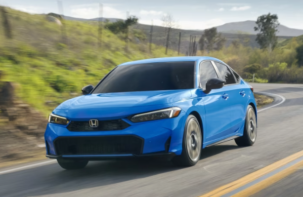 2025 Honda Civic: The Prius Has Met Its Match