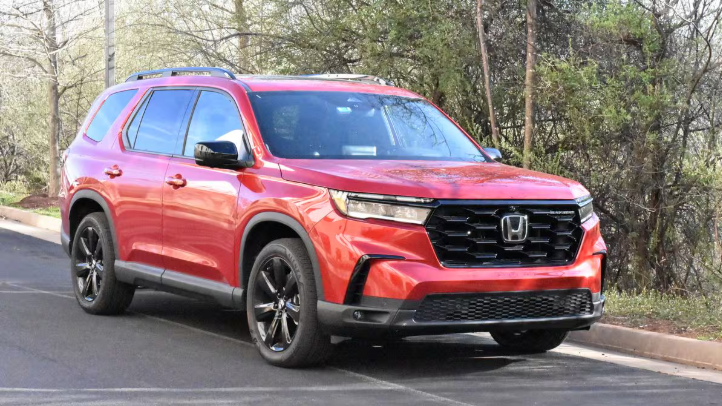 Let’s Take a Look Inside the 2025 Honda Pilot
